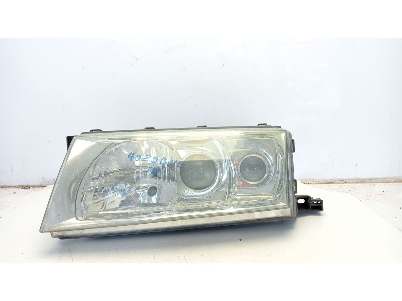 Recambio de faro izquierdo para skoda octavia i (1u2) 1.8 t referencia OEM IAM 1U1941017Q  