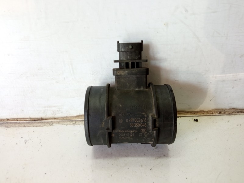 Recambio de caudalimetro para opel astra h berlina cosmo referencia OEM IAM 0281002618 55350048 