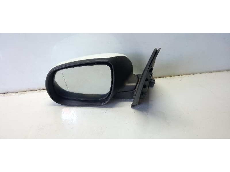 Recambio de retrovisor izquierdo para kia cee´d sporty wagon drive referencia OEM IAM 876101H255  