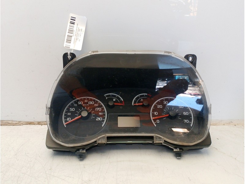 Recambio de cuadro instrumentos para fiat qubo (300) 1.3 16v jtd cat referencia OEM IAM 1380477080  