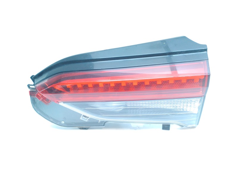 Recambio de piloto trasero derecho interior para toyota rav 4 referencia OEM IAM 8158042080  