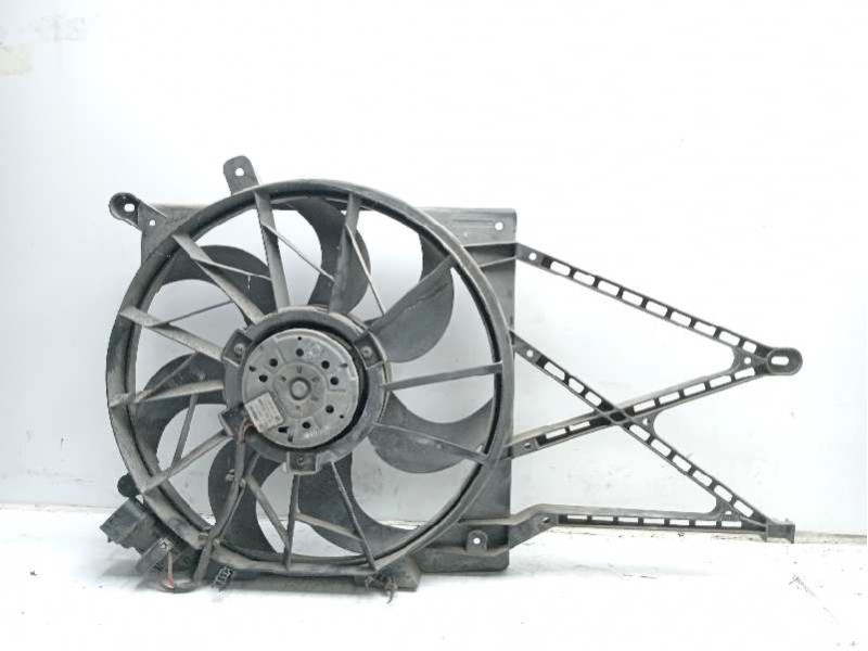 Recambio de electroventilador para opel zafira a elegance referencia OEM IAM 90570740  