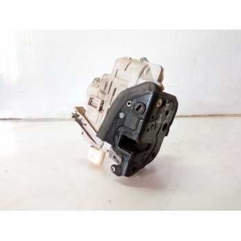 CERRADURA PUERTA DELANTERA DERECHA 8E0839016C 