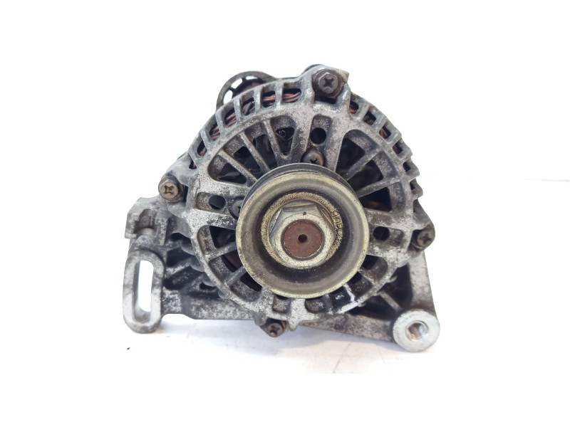 Recambio de alternador para renault clio ii fase ii (b/cb0) referencia OEM IAM 77004330069  