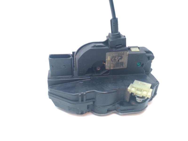 Recambio de cerradura puerta delantera derecha para opel insignia sports tourer edition referencia OEM IAM 3023754  
