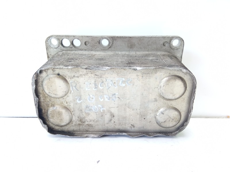 Recambio de enfriador aceite motor para renault scenic ii 2.0 referencia OEM IAM 6790972560  
