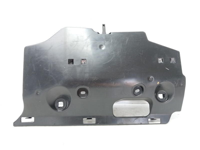 Recambio de moldura para toyota yaris 1.5 16v cat referencia OEM IAM 55607K0030  