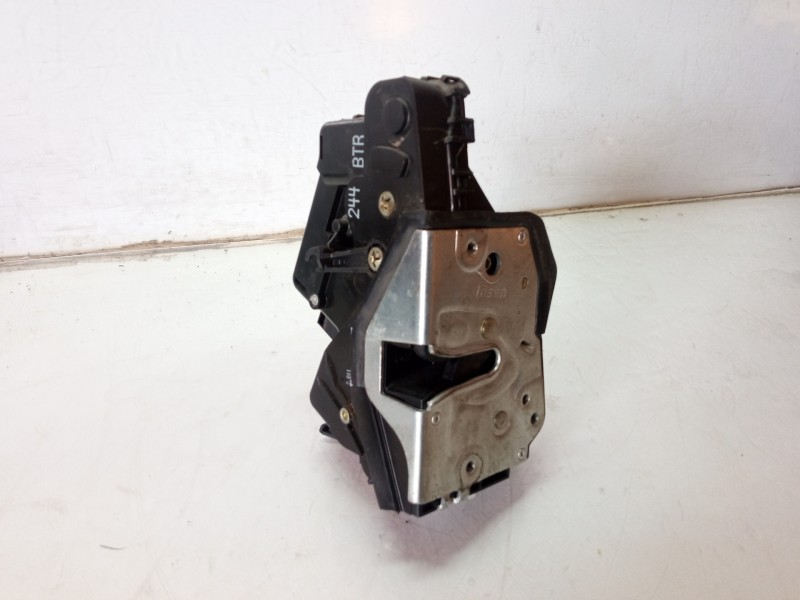 Recambio de cerradura puerta delantera derecha para bmw serie 3 berlina (e46) referencia OEM IAM HTL033  