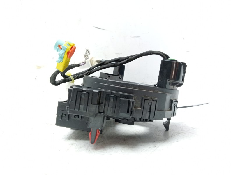 Recambio de anillo airbag para toyota yaris 1.5 16v cat referencia OEM IAM 8430802100  