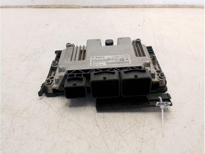 Recambio de centralita motor uce para peugeot 308 access referencia OEM IAM 9666319580 261S07931 