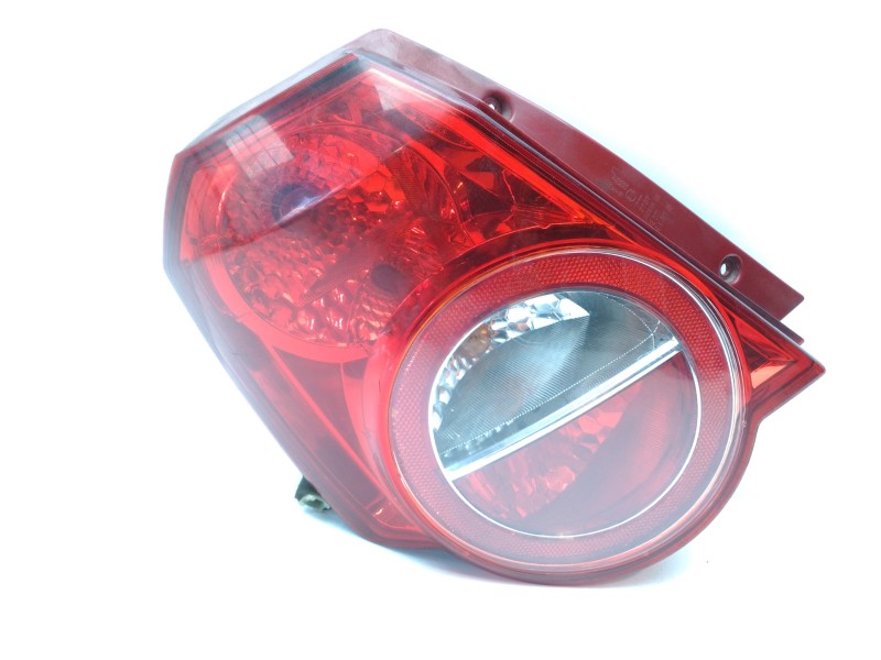 Recambio de piloto trasero izquierdo para chevrolet aveo ls referencia OEM IAM 95952066  
