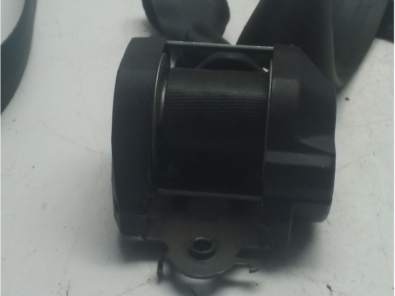 Recambio de cinturon seguridad trasero derecho para citroën c2 1.4 referencia OEM IAM 8974S5  
