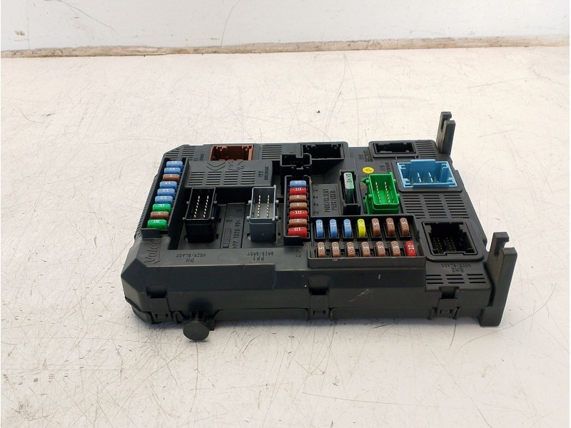 Recambio de caja reles / fusibles para peugeot 308 access referencia OEM IAM 6500J5  
