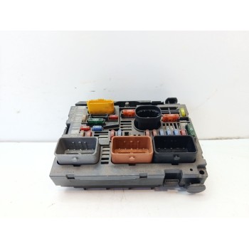 CAJA RELES / FUSIBLES 9666700480 