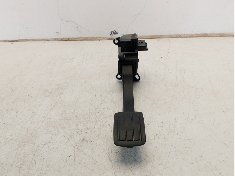 Recambio de pedal acelerador para peugeot 308 access referencia OEM IAM 9674829780  