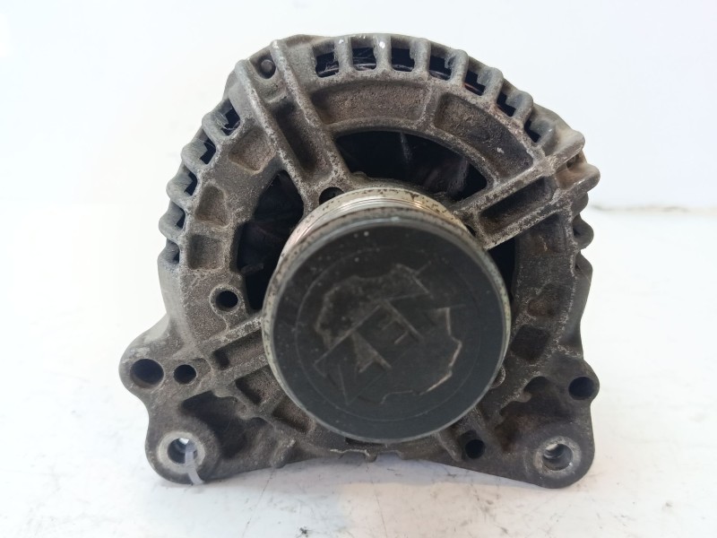 Recambio de alternador para volkswagen golf v (1k1) 1.9 tdi referencia OEM IAM 06F903023F 628029 000014283751