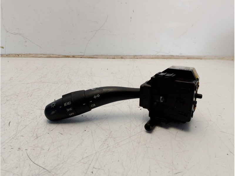 Recambio de mando luces para kia cee´d concept referencia OEM IAM 934101H100  