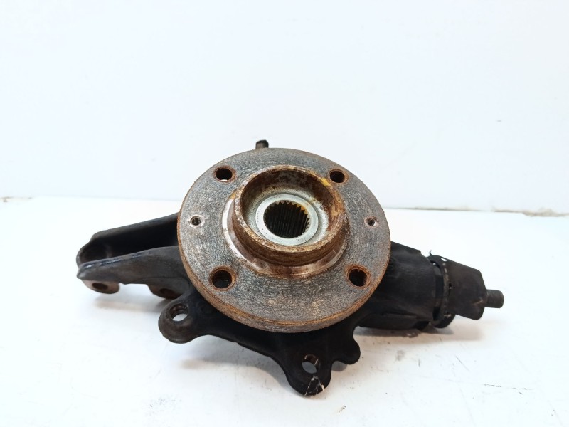 Recambio de mangueta delantera izquierda para citroën berlingo 1.6 16v hdi referencia OEM IAM 364696  
