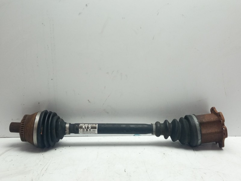 Recambio de transmision delantera izquierda para audi a4 berlina (8e) 1.9 tdi (96kw) referencia OEM IAM 8E0407271S  