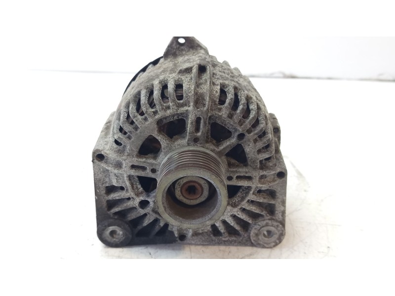 Recambio de alternador para renault megane ii classic berlina referencia OEM IAM 7711368356 14V 50/110A 8200086161