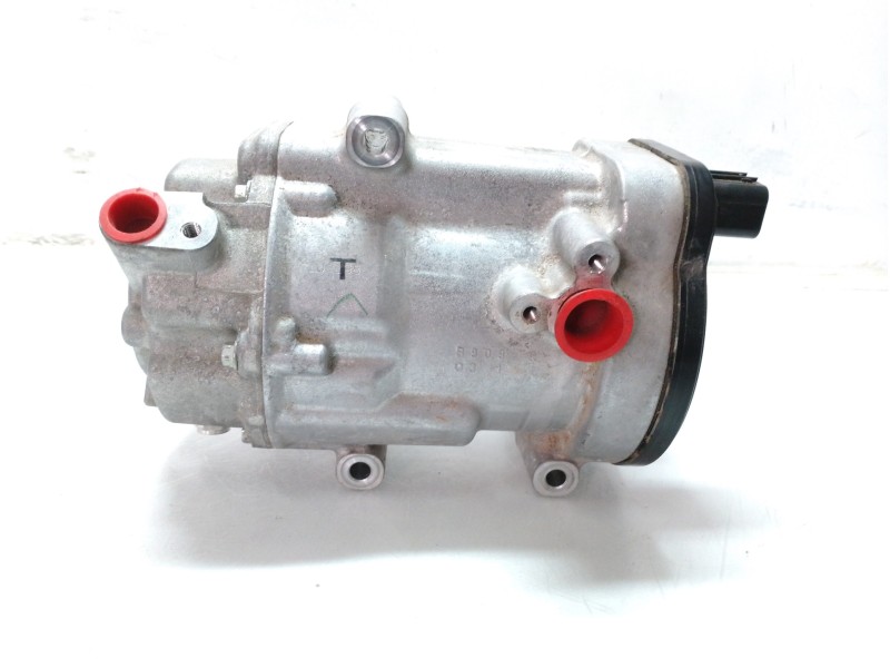 Recambio de compresor aire acondicionado para toyota rav4 referencia OEM IAM 8837033040 044000171 9C27187