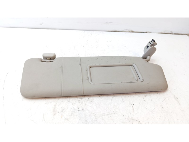 Recambio de parasol derecho para audi a3 sportback (8pa) 2.0 tdi 16v referencia OEM IAM 8P0857552A9V4  