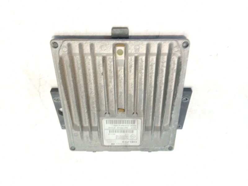 Recambio de centralita motor uce para renault megane ii berlina 5p referencia OEM IAM 8200626634  