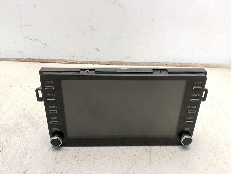 Recambio de pantalla multifuncion para toyota yaris active referencia OEM IAM 861400D601  