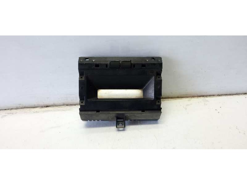 Recambio de pantalla multifuncion para renault laguna grandtour (k56) 1.9 dci rt referencia OEM IAM 7700822081  