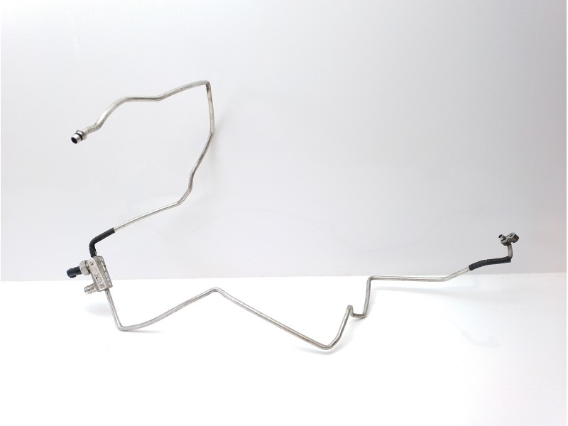 Recambio de tubos aire acondicionado para toyota avensis touring sports business advance referencia OEM IAM 8871005500  