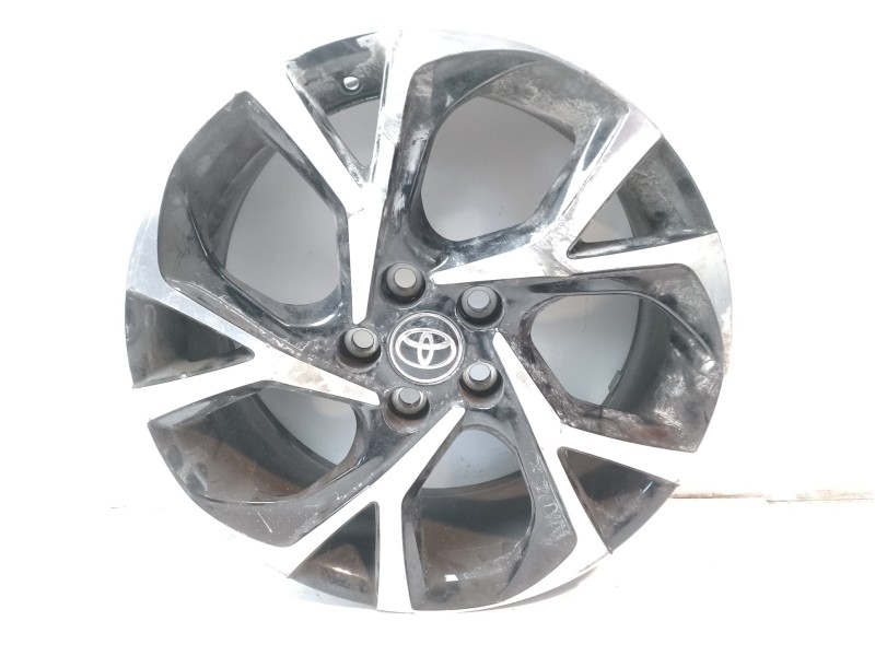 Recambio de llanta para toyota c-hr referencia OEM IAM 42611F4040  