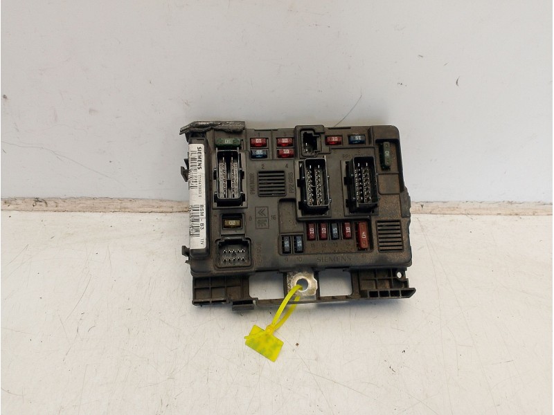Recambio de caja reles / fusibles para citroën c3 i (fc_, fn_) 1.4 hdi referencia OEM IAM 6500Y3 9643498880 