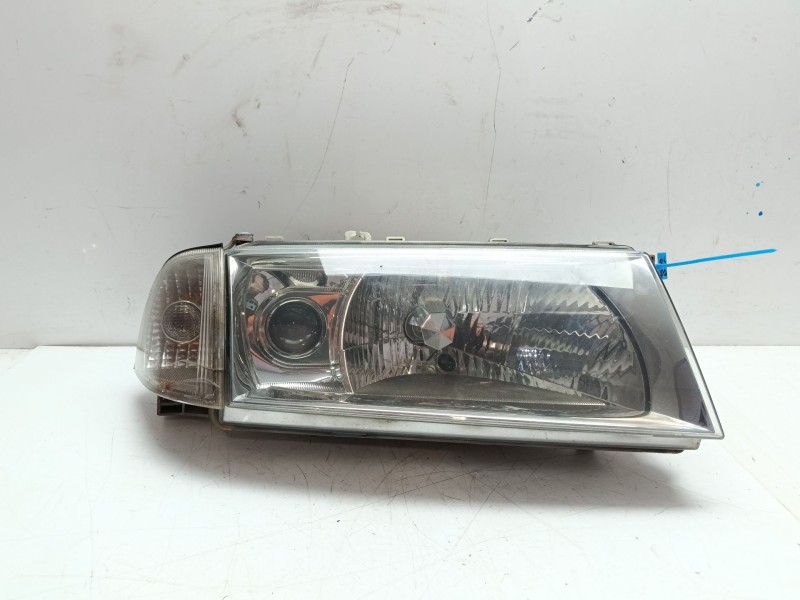 Recambio de faro derecho para skoda octavia ii (1z3) 1.9 tdi referencia OEM IAM 1U1941018P  