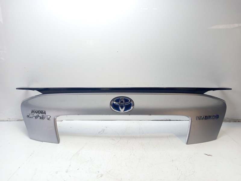 Recambio de molduras traseras para toyota c-hr referencia OEM IAM 76811F4901  