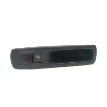 MANDO ELEVALUNAS TRASERO DERECHO 829500004R 