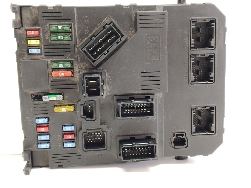 Recambio de caja reles / fusibles para citroën c3 1.4 hdi referencia OEM IAM 6580X4 9653667280 