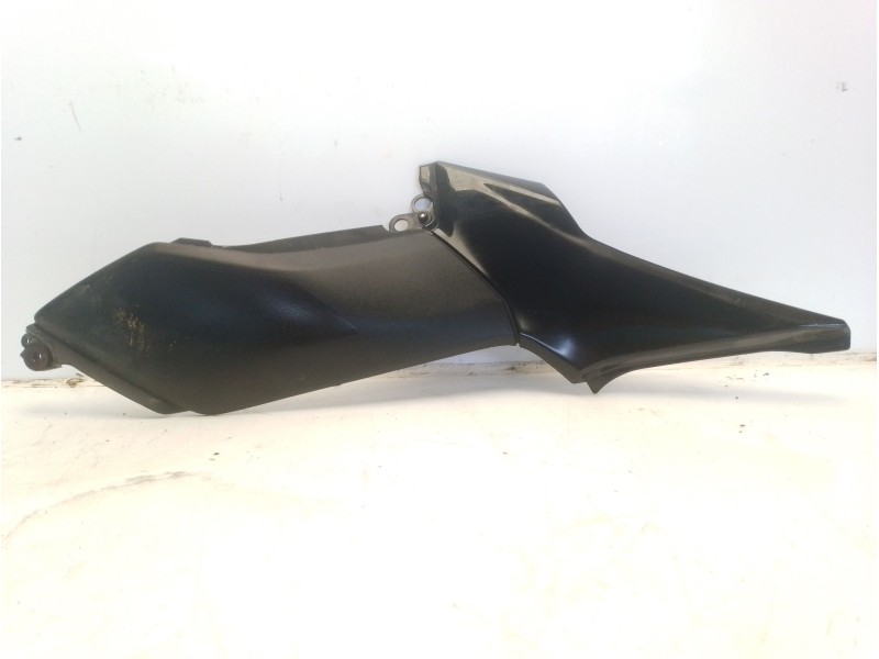 Recambio de moldura para kawasaki z (900cc - ) z 900 (zr900pa2, zr900ha2, zr900da2) referencia OEM IAM 360010686  