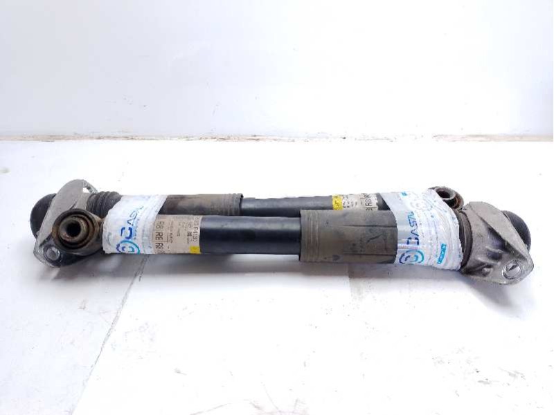 Recambio de amortiguador trasero para toyota c-hr referencia OEM IAM 48530F9080  