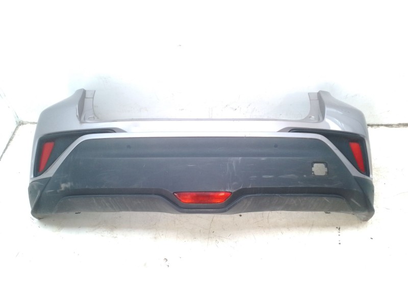 Recambio de paragolpes trasero para toyota c-hr referencia OEM IAM 52159F4908 / 52453F4020  