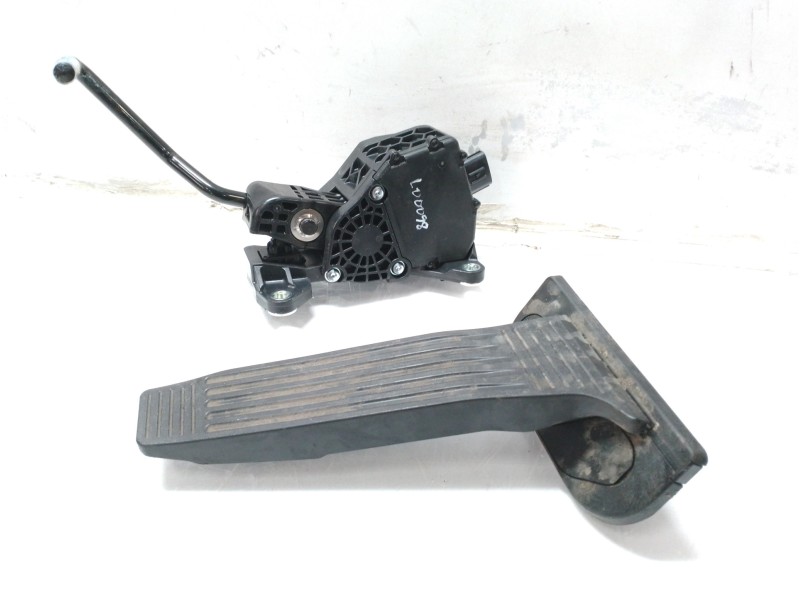 Recambio de potenciometro pedal para toyota rav4 referencia OEM IAM 7811033140 7810133060 