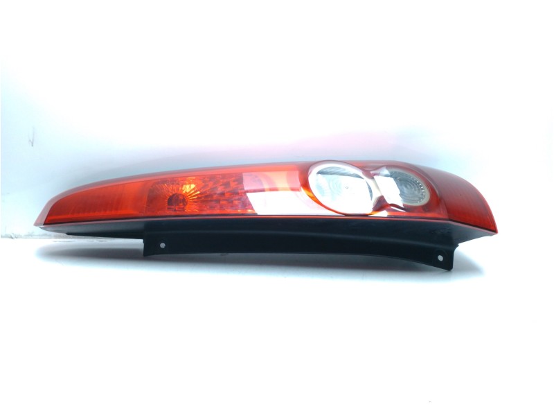 Recambio de piloto trasero derecho para ford fiesta (cbk) 1.4 tdci cat referencia OEM IAM 1437625 6S6113404A 