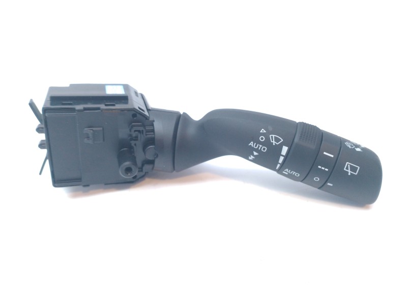 Recambio de mando limpia para toyota yaris active referencia OEM IAM 8465202A50  