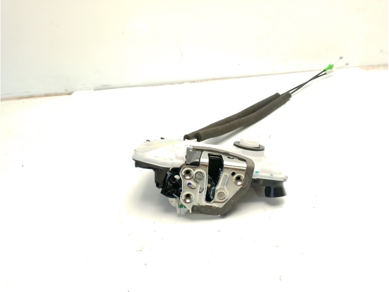 Recambio de cerradura puerta delantera derecha para toyota c-hr referencia OEM IAM 6903002511  