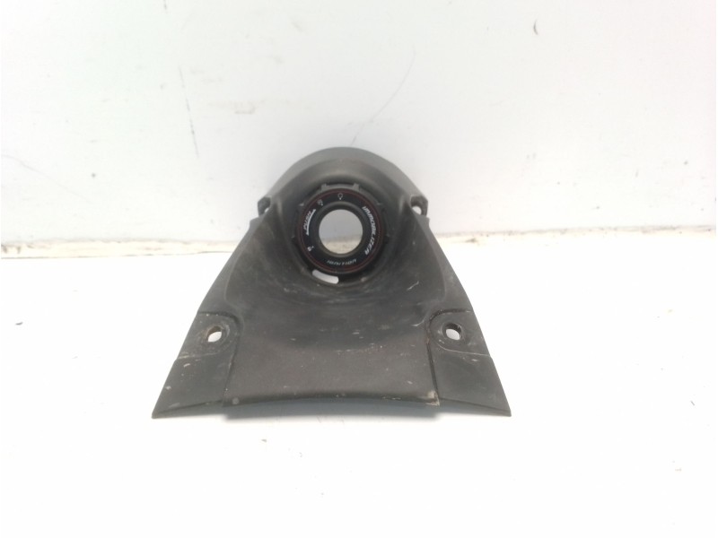 Recambio de moldura para kawasaki z (900cc - ) z 900 (zr900pa2, zr900ha2, zr900da2) referencia OEM IAM 510260013  