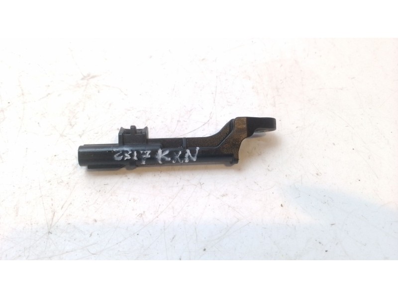 Recambio de antena para toyota c-hr referencia OEM IAM 8999730100  