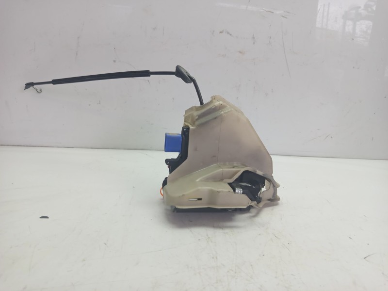 Recambio de cerradura puerta trasera izquierda para volkswagen golf plus v (5m1, 521) 2.0 tdi referencia OEM IAM 7L0839015D  