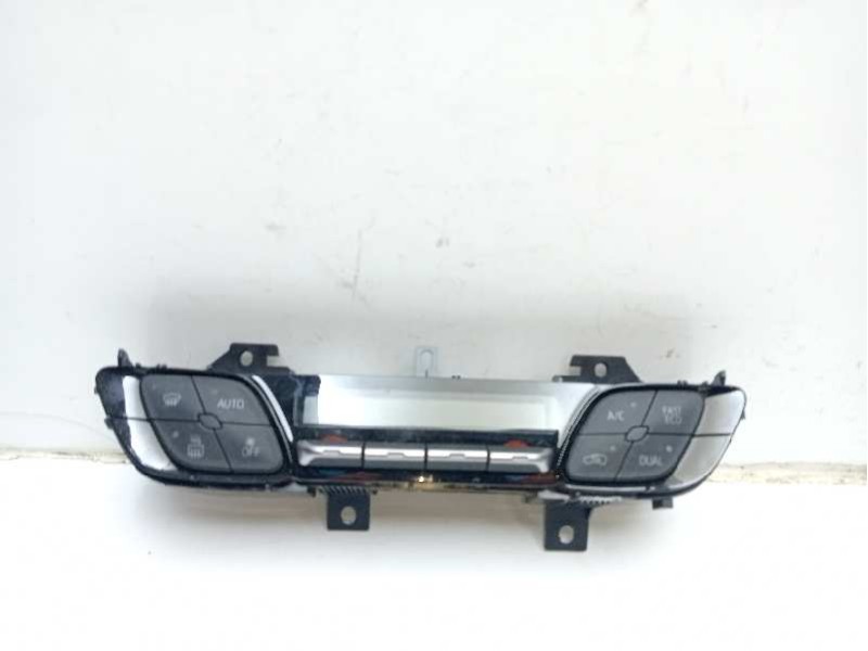 Recambio de mando climatizador para toyota c-hr referencia OEM IAM 55900F4410  