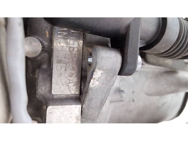 Recambio de despiece motor para peugeot 3008 referencia OEM IAM 1627638180 HN05 2299966 PSA 101BAN