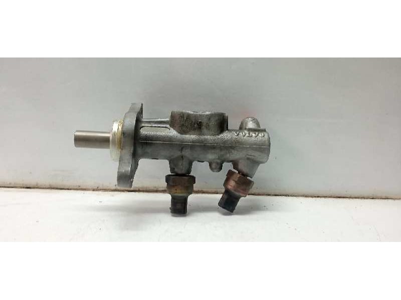 Recambio de bomba freno para volvo s60 berlina 2.4 diesel cat referencia OEM IAM 8646009  