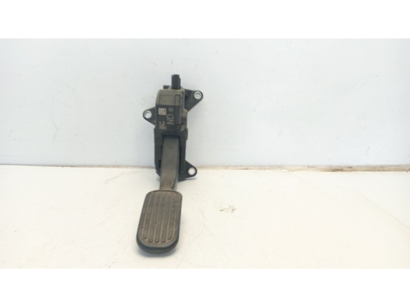 Recambio de pedal acelerador para toyota c-hr referencia OEM IAM 78110F4021  